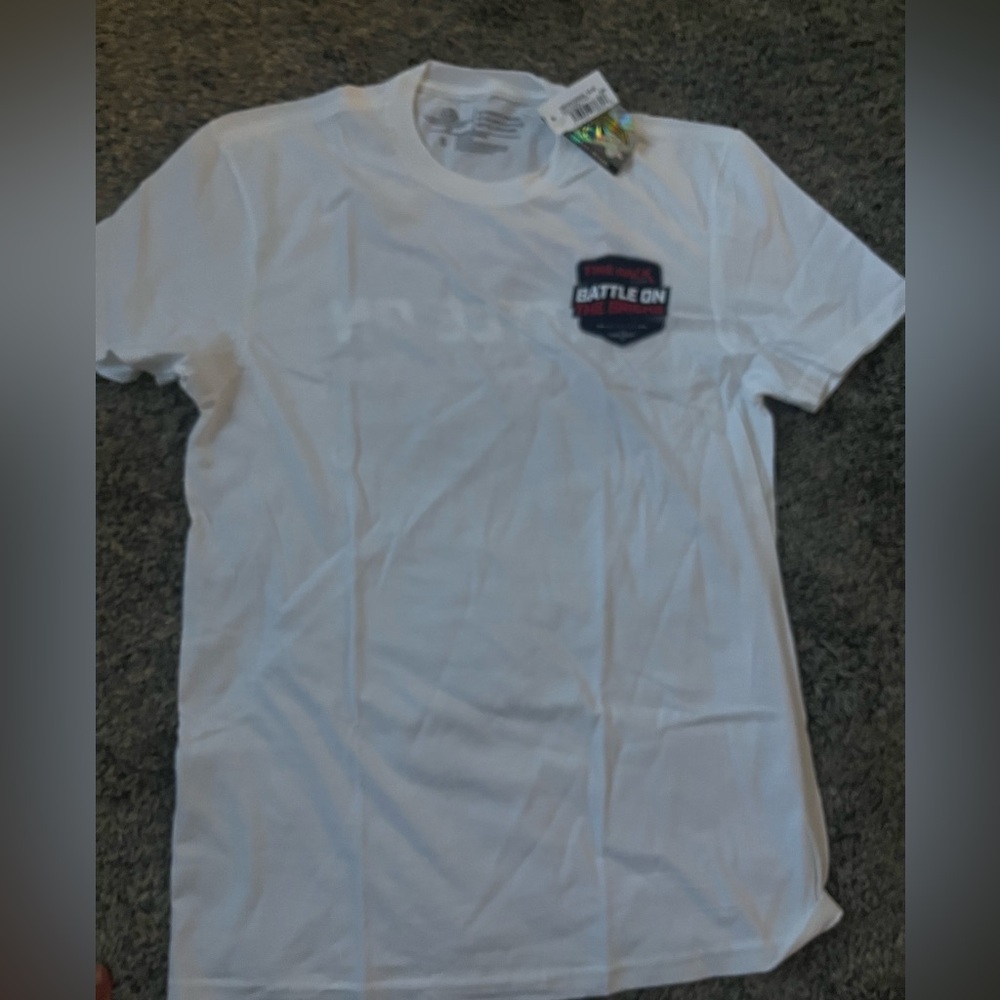 Indy Car Battle on the Bricks small NWT t shirt